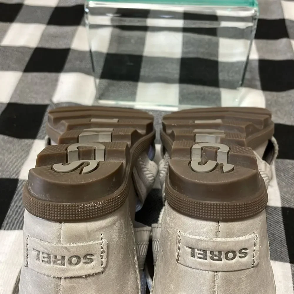 SOREL Joanie Lace Sandals Women's 9.5 Gray Leather Canvas Peep Toe Wedge Lug